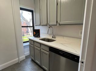 18-15 21st Ave APT 2A, Astoria, NY 11105