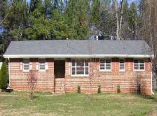 6037 Tracy Valley Dr, Norcross, GA 30093