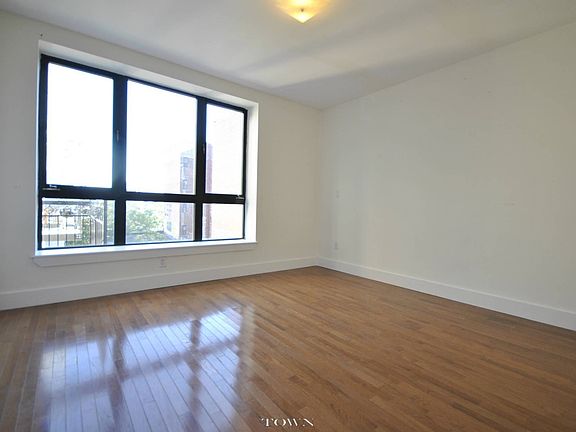 5th image of 180 Scholes St #3RKA