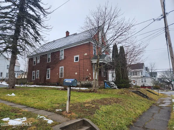 61 Arnold Avenue, Amsterdam, NY 12010