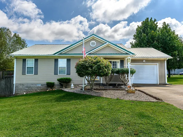 702 Artic Ave, Oak Grove, KY 42262