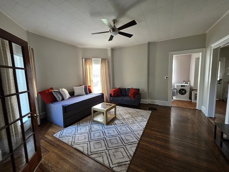 1516 S 4th St #1 — Photo 6