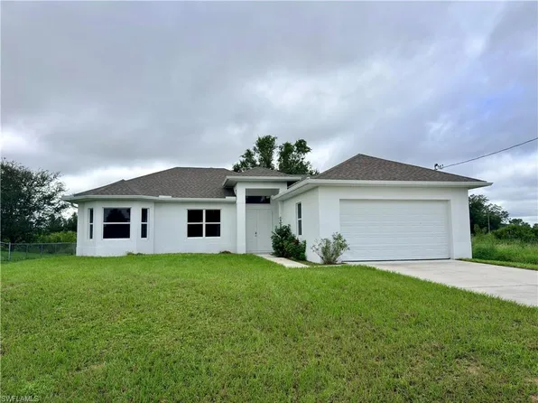 856 William Denver ST, LEHIGH ACRES, FL 33974