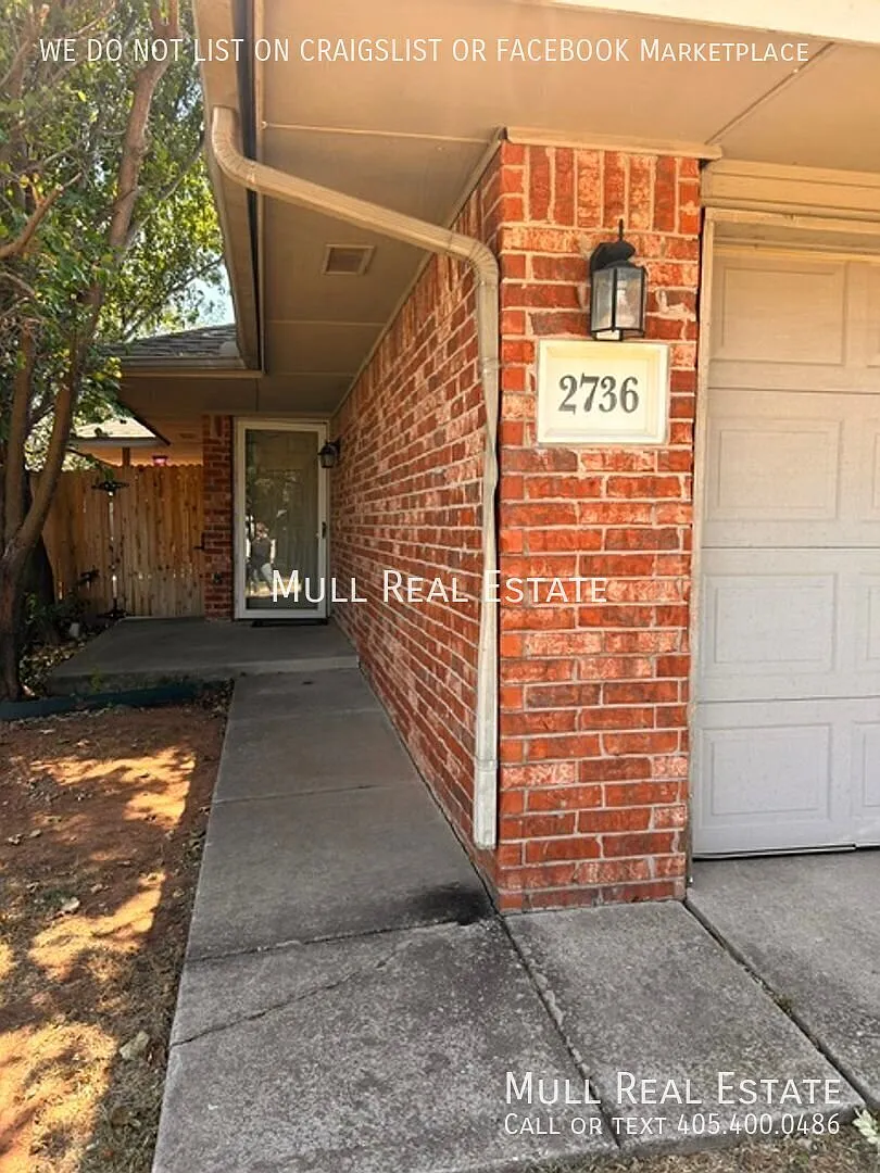 Half-Duplex for rent — Photo 1