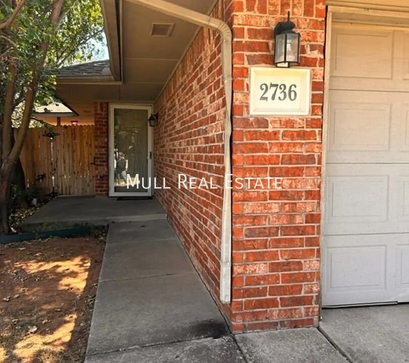 2736 SE 89th Ter