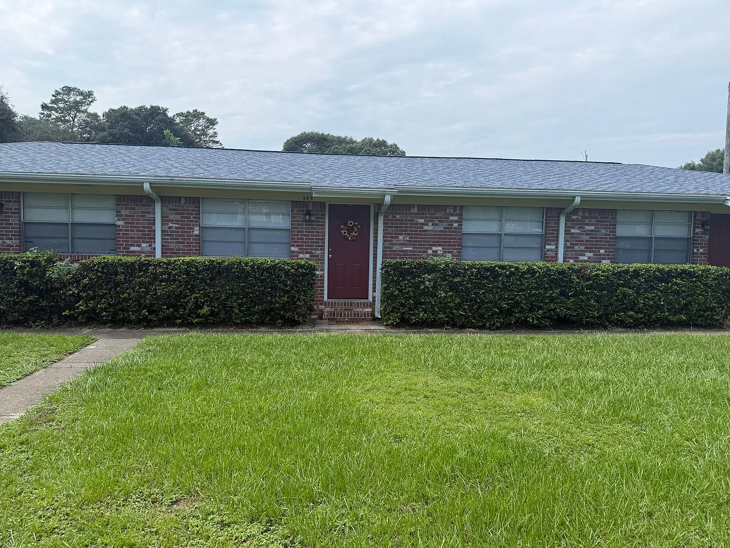 Cozy 2 Bedroom Apartment in Niceville! — Photo 1