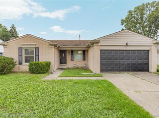 18169 Filmore St, Southfield, MI 48075
