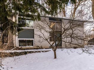 1014 Traver Ct, Ann Arbor, MI 48105