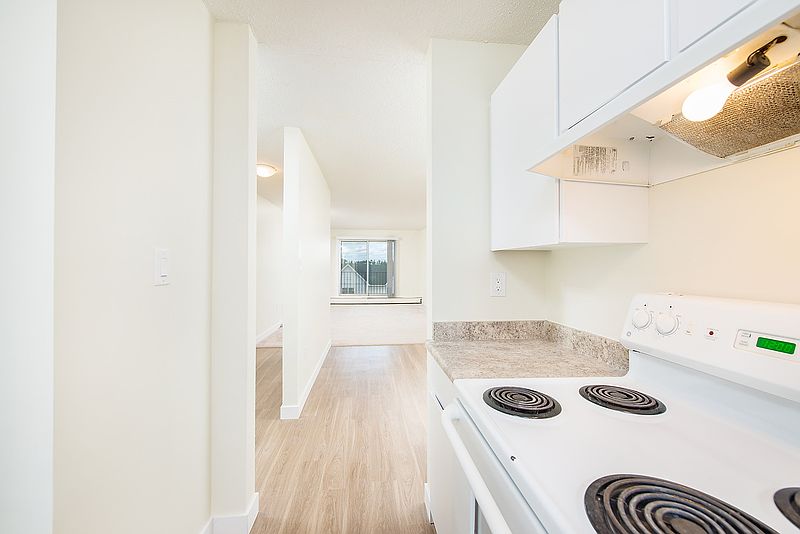 Spruce Grove Apartment for rent - 2 Bedrooms — photo 10