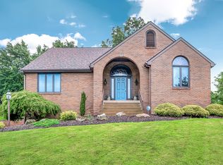 8192 Streamside Dr, Pittsburgh, PA 15237