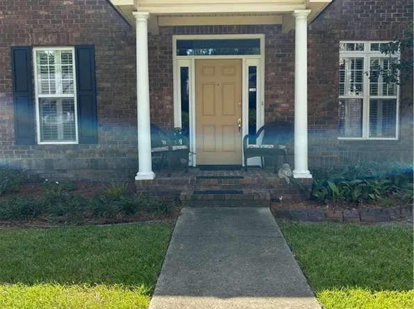 42 Roundtree Circle, Savannah, GA 31405