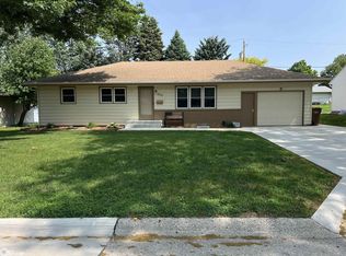 800 W 20th St, Carroll, IA 51401