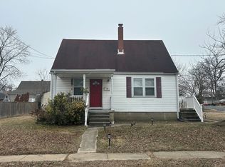15 Dogwood Dr, Middle River, MD 21220