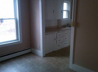 14 W Bow St, Franklin, NH 03235