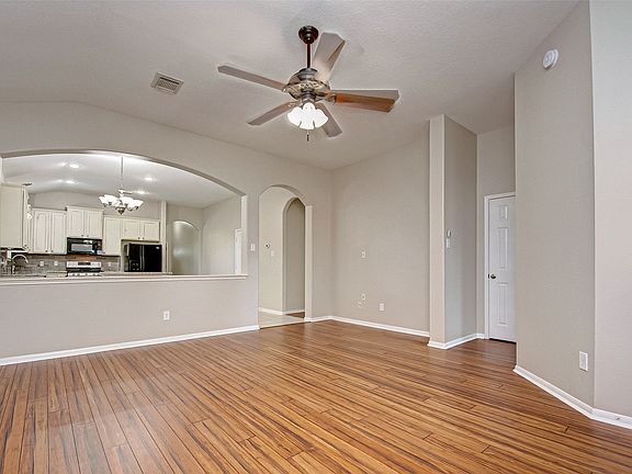 5th image of 26439 Richwood Oaks Dr #26439