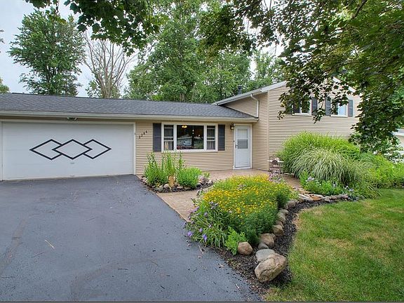 3rd image of 2284 Gary Dr