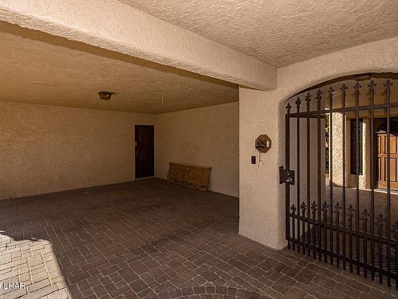 4th image of 1717 Cabana Dr
