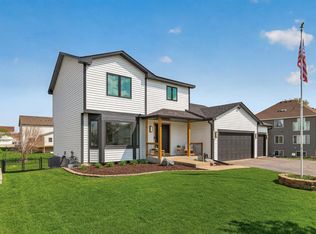 1967 Hazen St, Shakopee, MN 55379