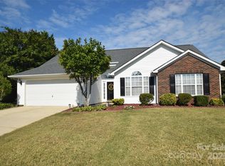 2709 Hampton View Ct, Charlotte, NC 28213