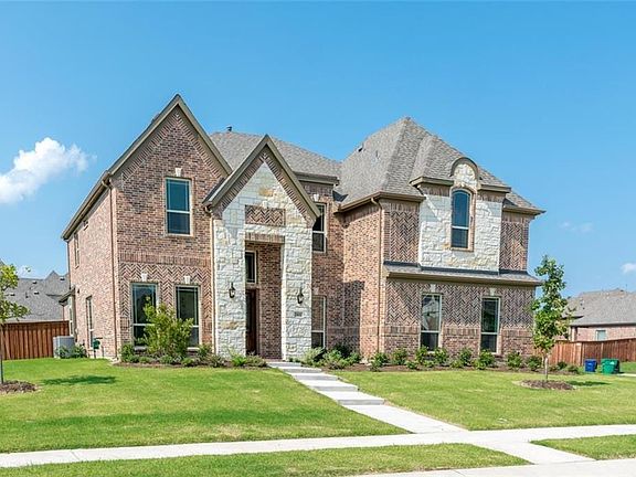 2nd image of 1801 Mountain Creek Ln