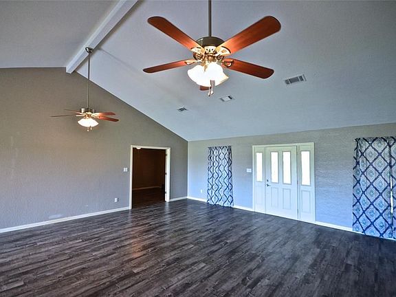 3rd image of 3543 Tamarisk Ln