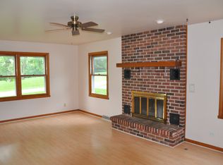 22W081 Valleyview Dr, Glen Ellyn, IL 60137