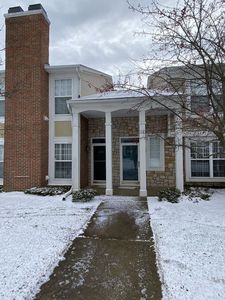 5556 Pine Aires Dr, Sterling Heights, MI, 48314