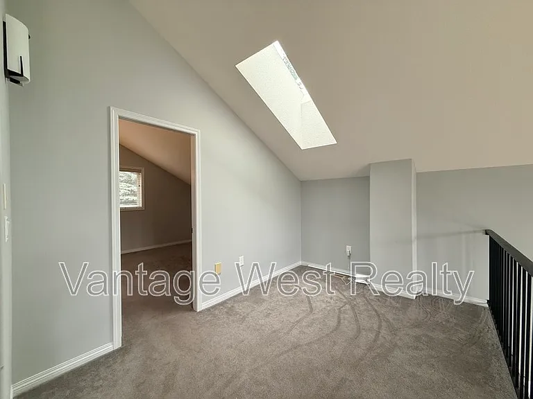 36 Kestrel Pl — Photo 28