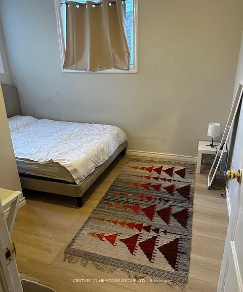 380 Georgian Dr #BASEMENT — Photo 12