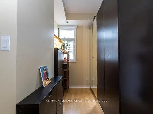 South Beach Marina Townhomes — Photo 3
