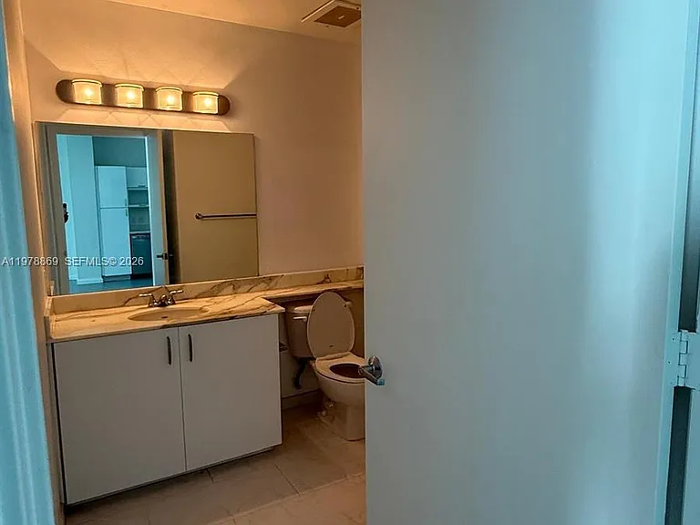 234 NE 3rd St #908 — Photo 7