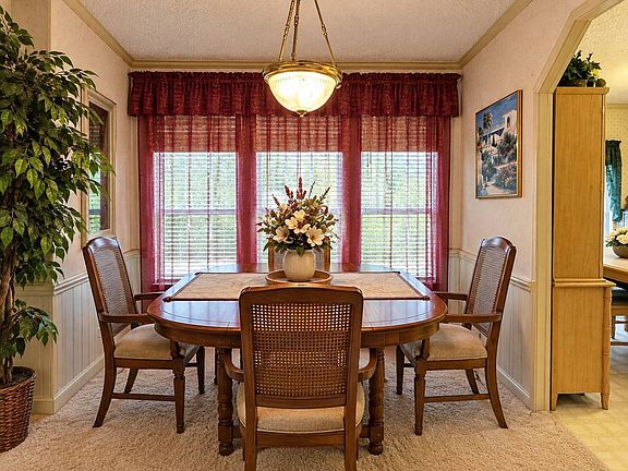 4th image of 4410 SW 15th Way