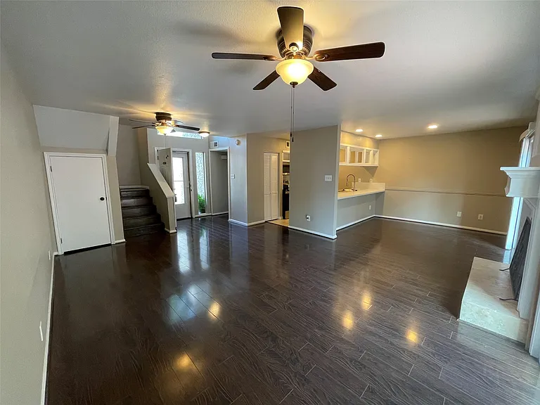 12315 Glenview Dr — Photo 5