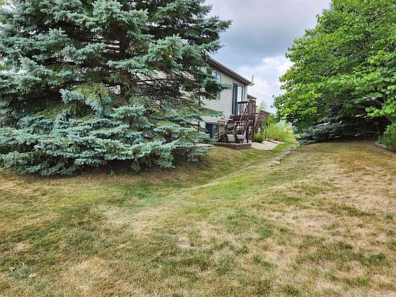 2nd image of 132 White Tail Dr