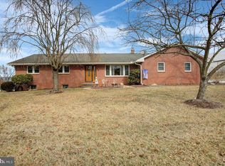 4252 Roxbury Rd, Shippensburg, PA 17257