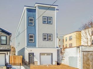 39 Ellis Ave, Irvington, NJ
