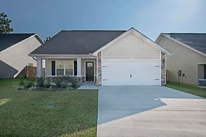 Building Photo - 240 Wainwright Dr