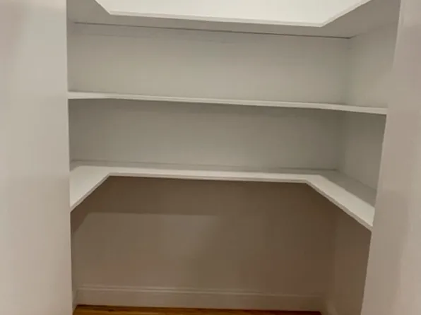 245 Newkirk Avenue image 15 of 20