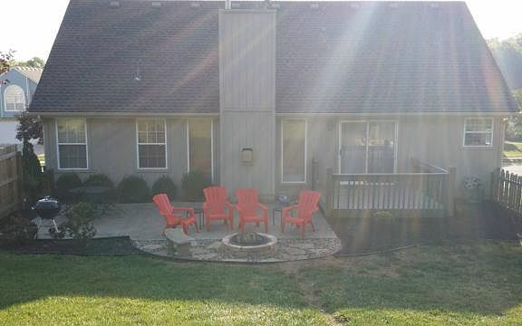 2nd image of 444 Foot Hill Dr