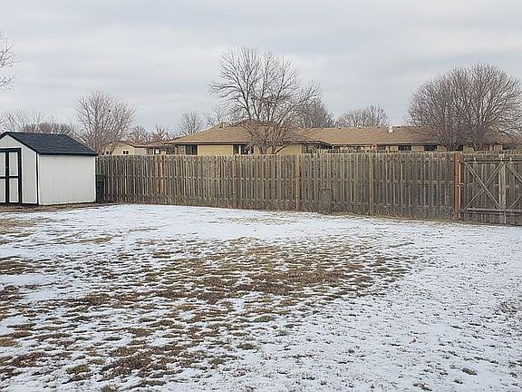 3rd image of 11020 N 136th Pl