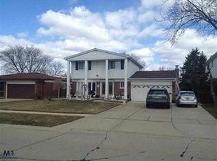 5117 Bristor Dr, Sterling Heights, MI 48310