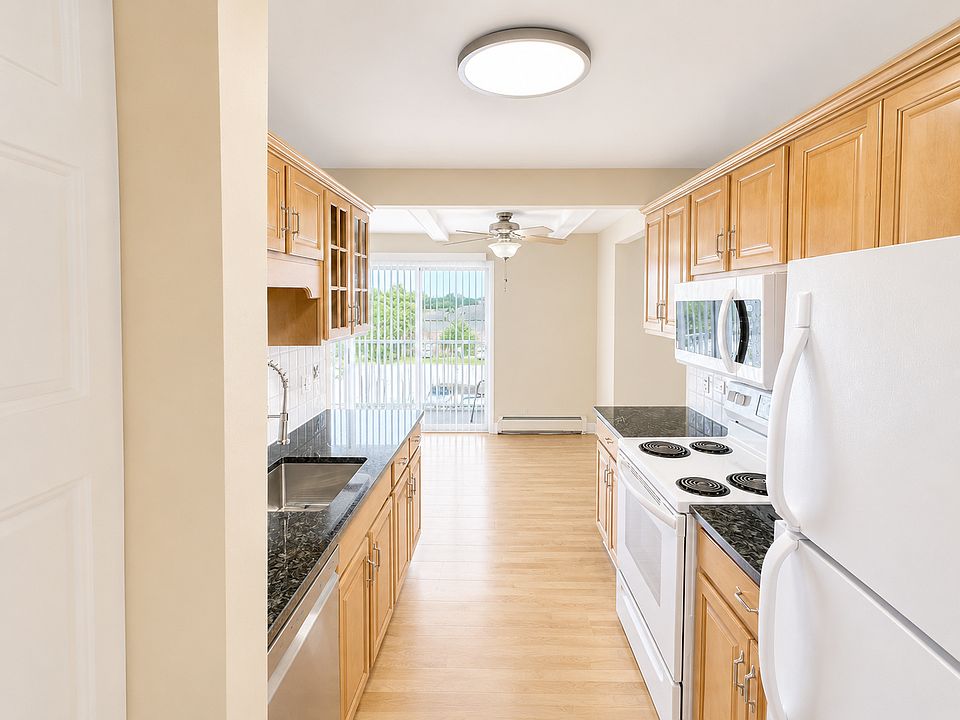 1st image of 3 Villa Verde Dr