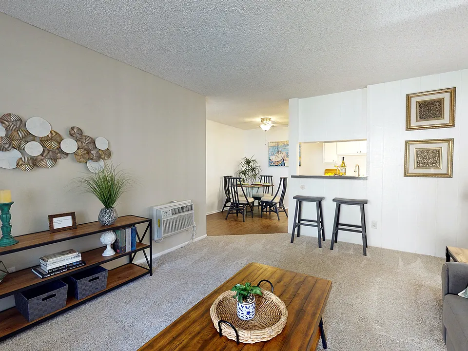 Newport Village Apartments | Costa Mesa, CA | Living Room