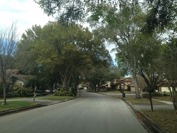 3rd image of 3315 Chatsworth Ln