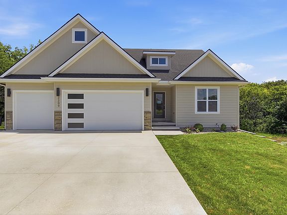 4th image of 3309 SE 23rd St