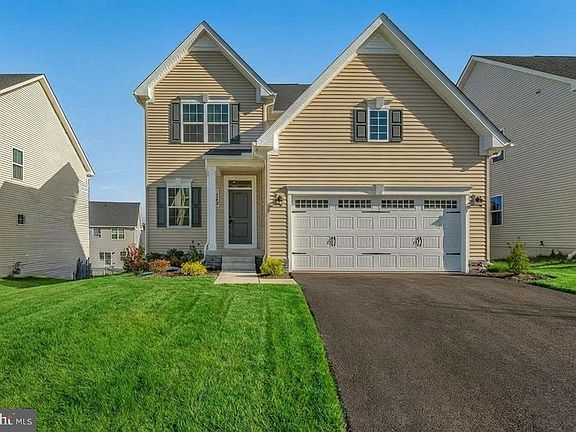 3rd image of 1268 Backbone Way