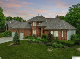 117 S 127th Plz, Omaha, NE 68154