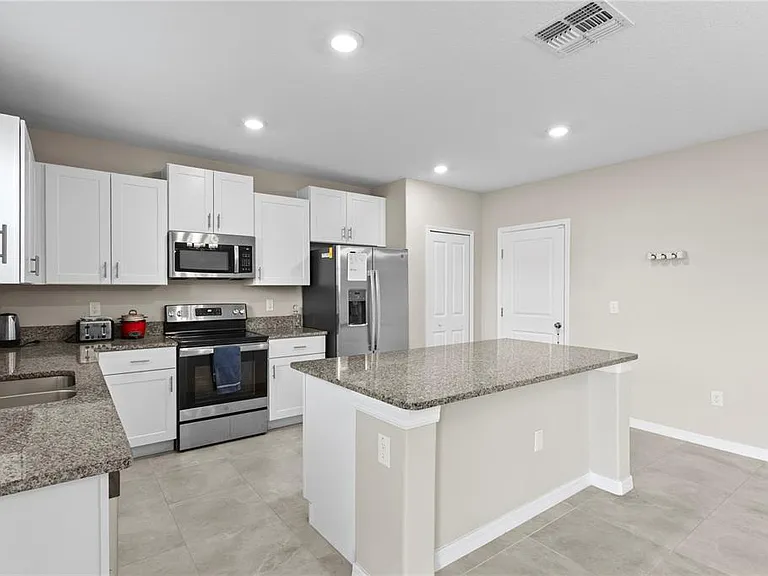 7109 Paradise Island Ct — Photo 18