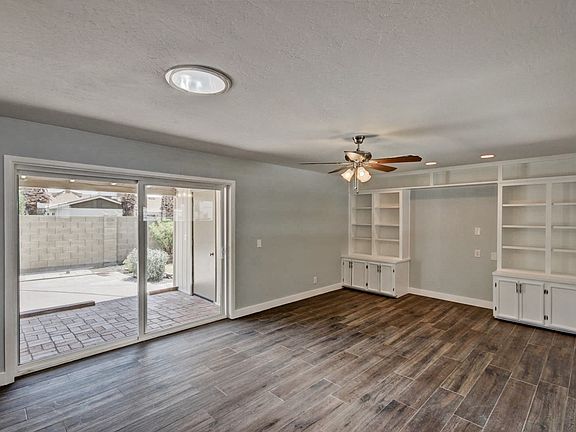 4th image of 907 N 73rd Pl