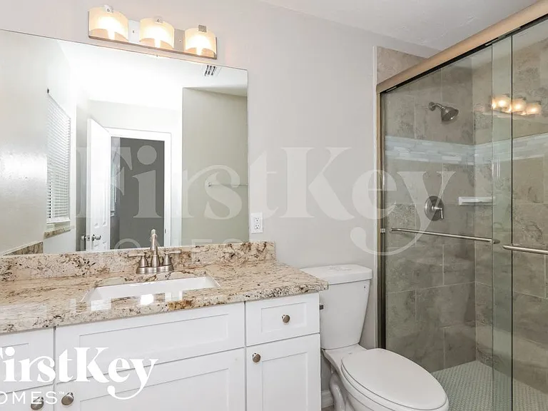 9217 Pomelo Rd E — Photo 10